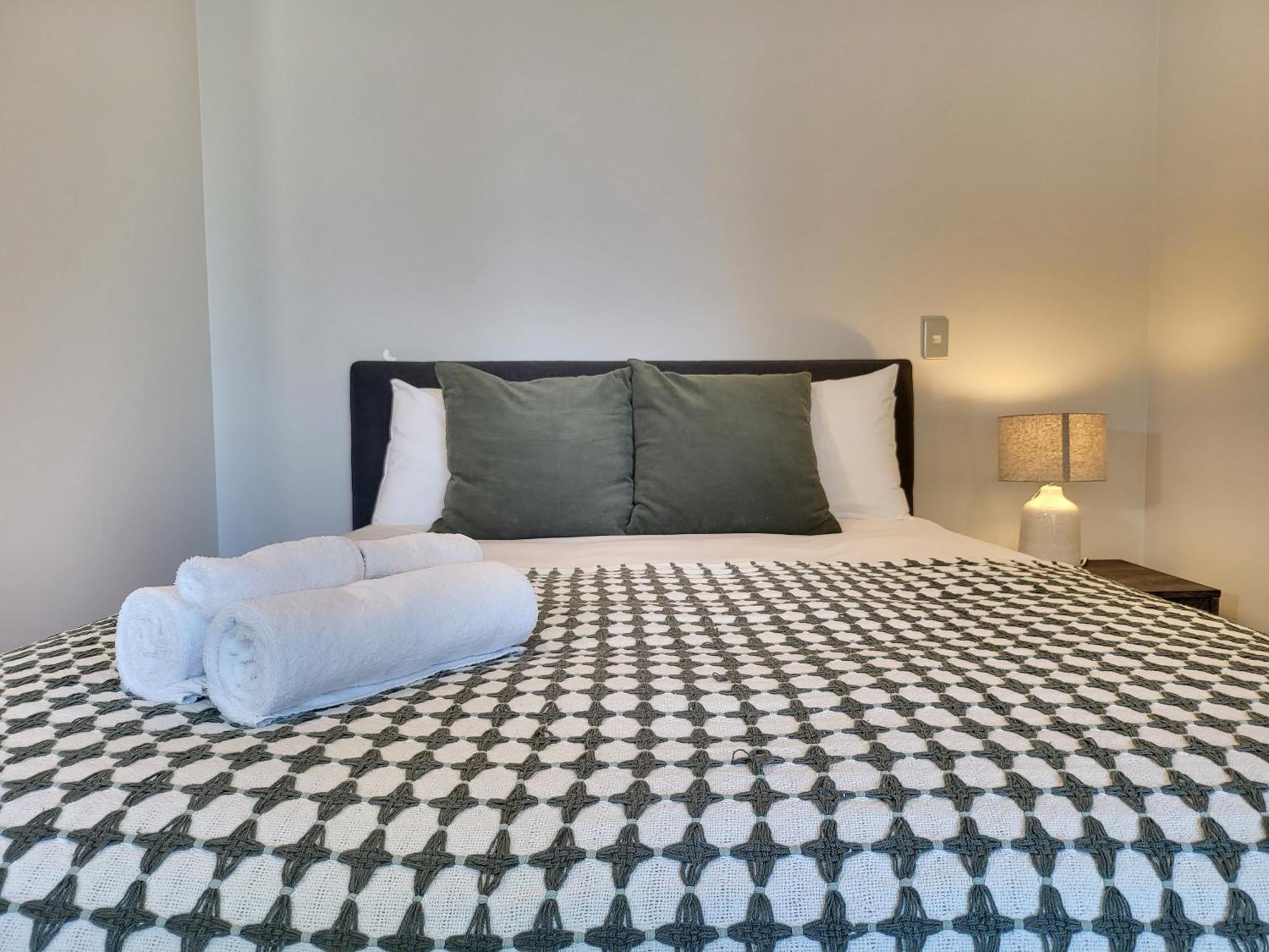 Sky Stars Essential Reserve Auckland Zimmer foto
